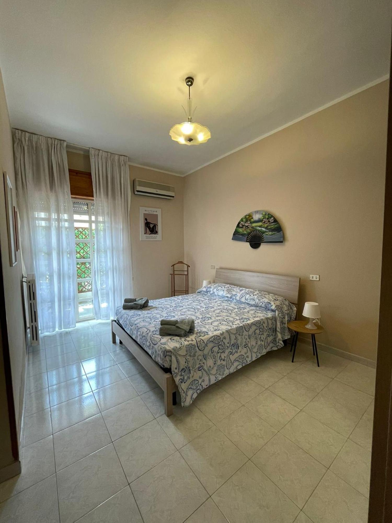 Casa Elena Lägenhet Cagliari Exteriör bild